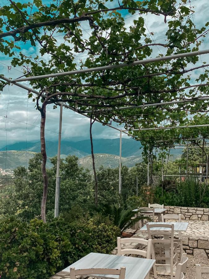 Elea Guesthouse Himare Buitenkant foto