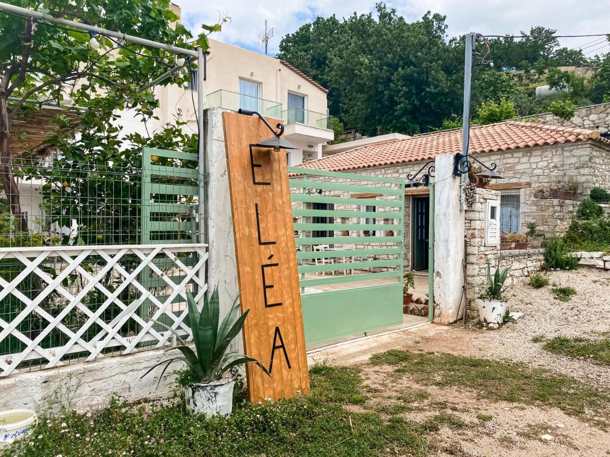 Elea Guesthouse Himare Buitenkant foto