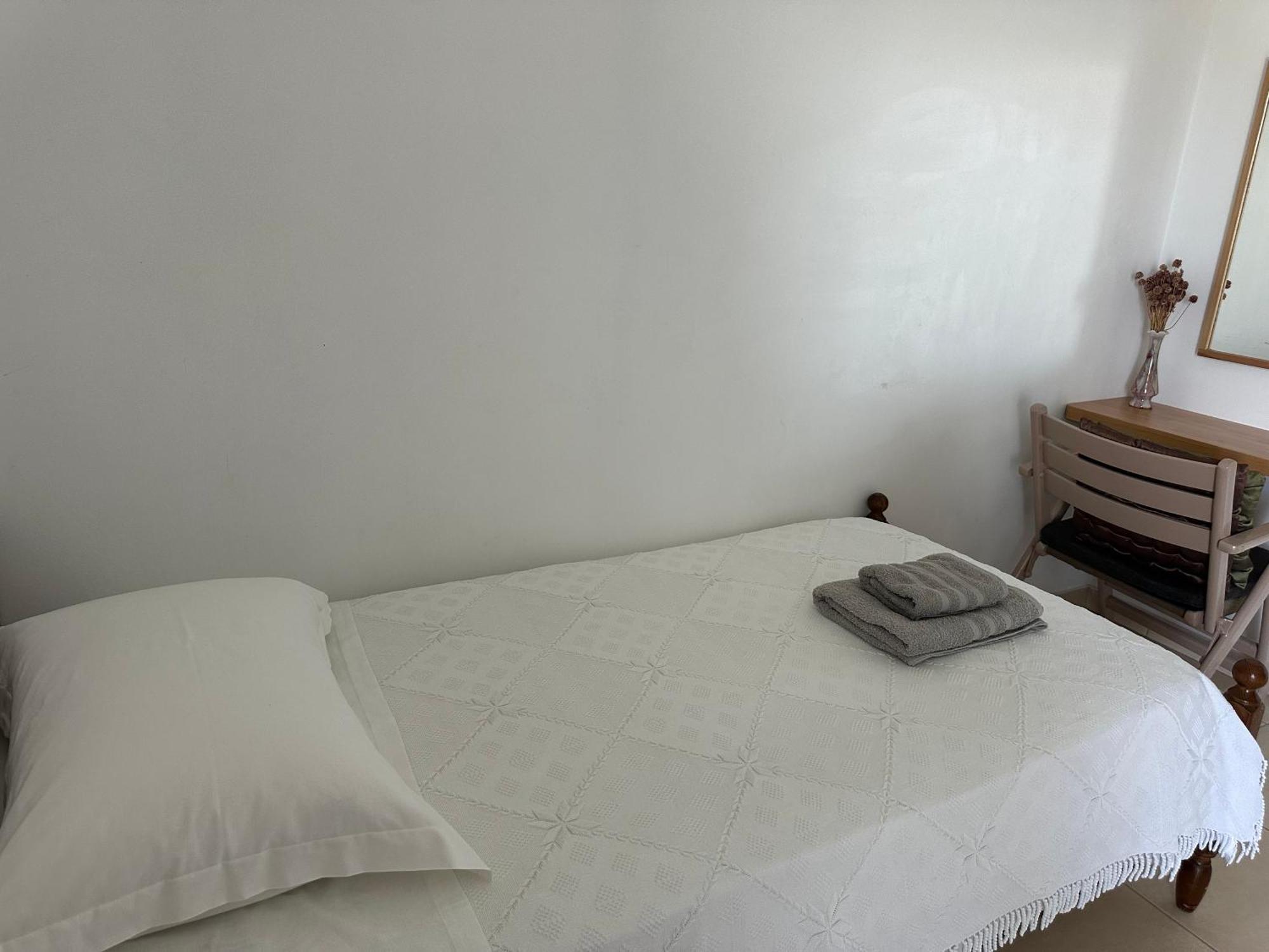 Elea Guesthouse Himare Buitenkant foto